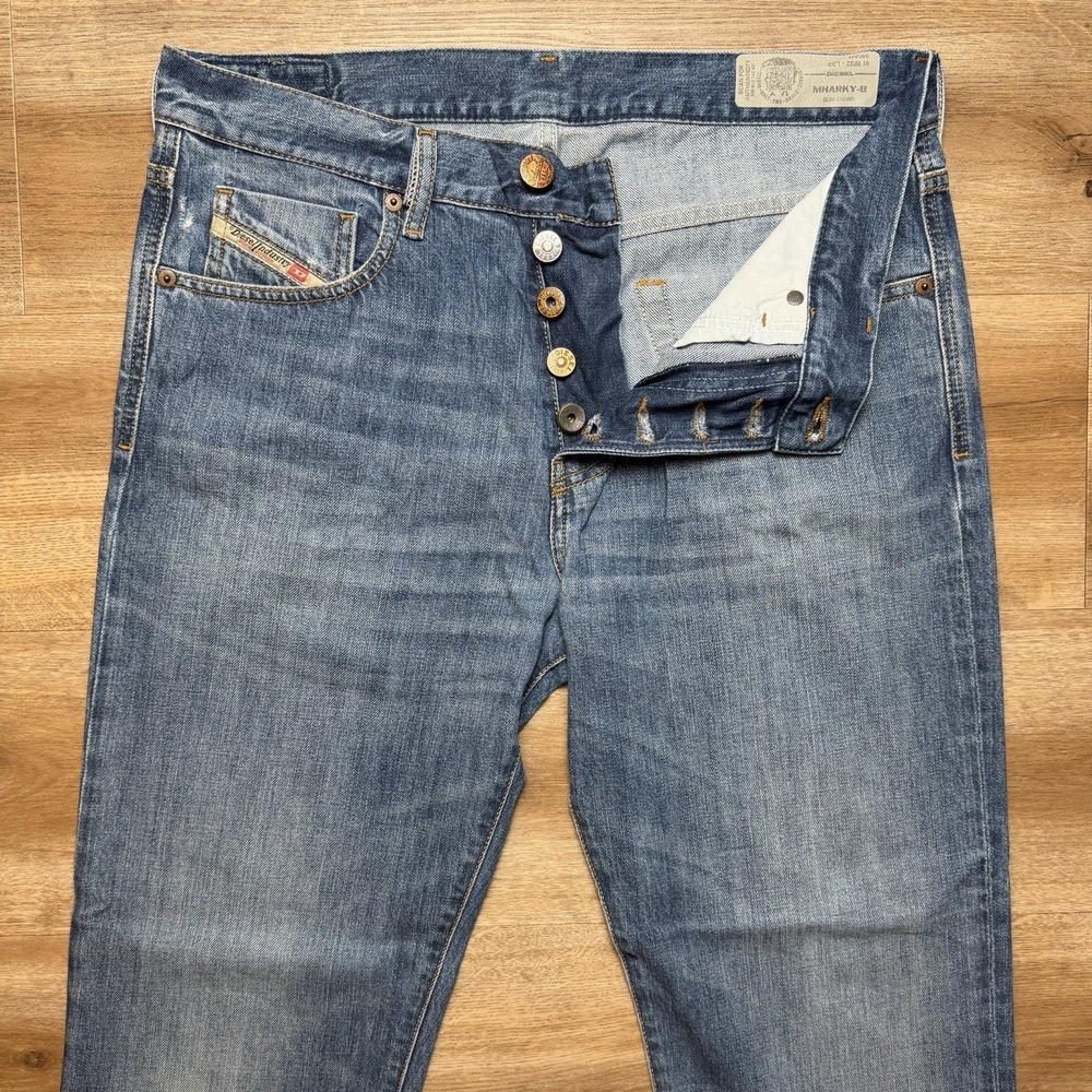 Diesel MHARKY-B Jeans Men 32x27 Blue Slim Skinny Medium Wash‎ Button Fly 085AG - Picture 2 of 16